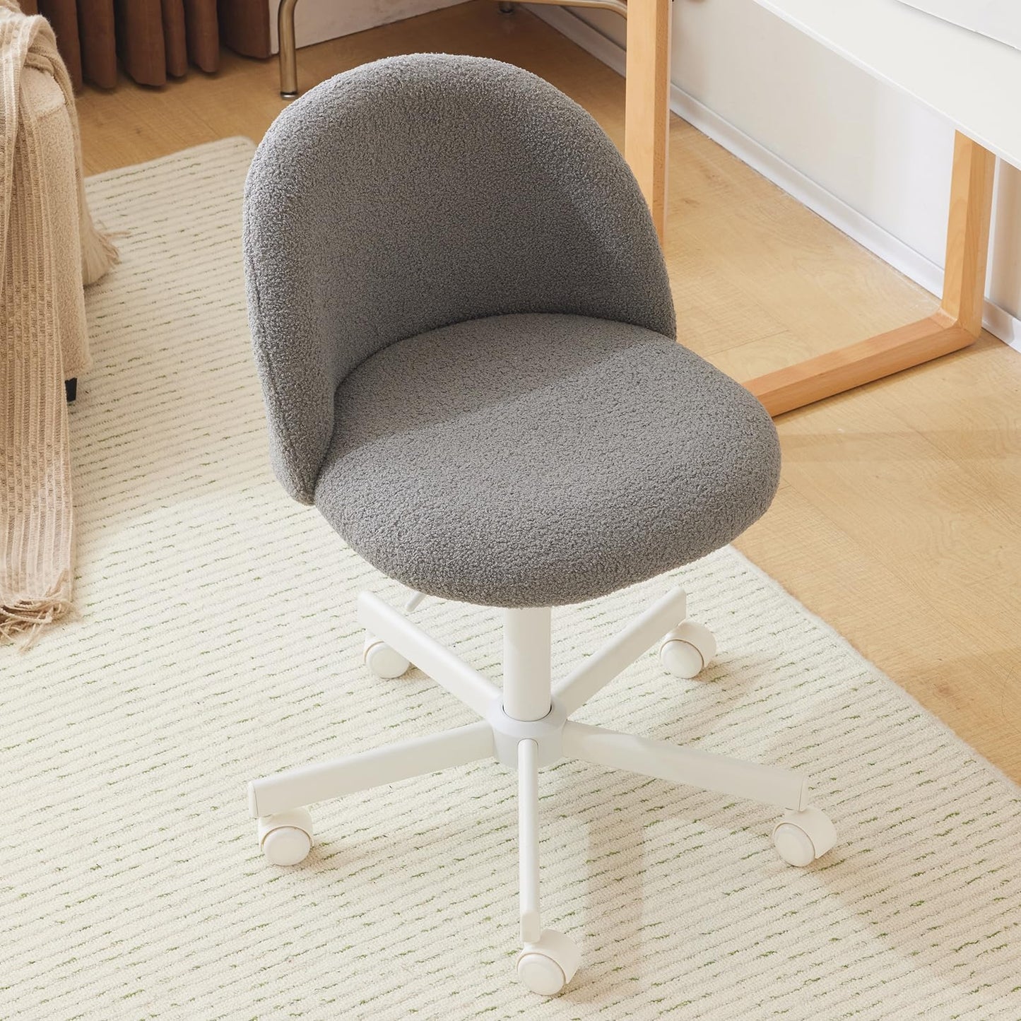 VINGLI Modern Teddy Fluffy Small Office Chair,Cute Desk Chair with Wheels,Gold Base\u002FStuds, Comfy Armless Swivel Vanity Task Chair, Nail Tech Chair for Bedroom,Small Space